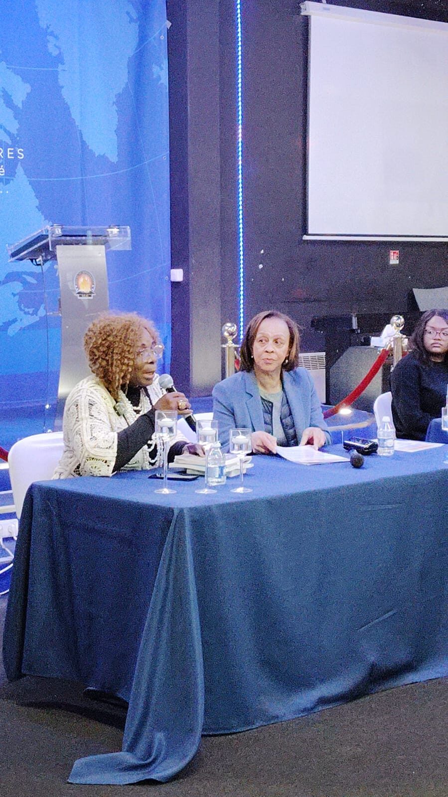 Table ronde et échange avec le public